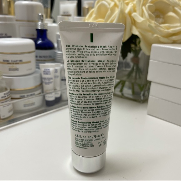 !SOLD!La Mer The Intensive Revitalizing Mask 2.5 oz tube. Half full - Picture 2 of 3